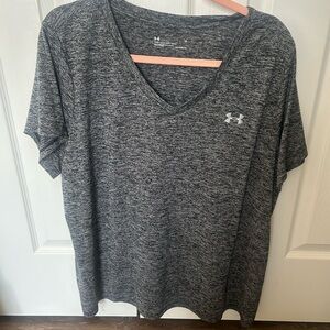 Under Armour Women's Heathered Black&Grey V-Neck Tee